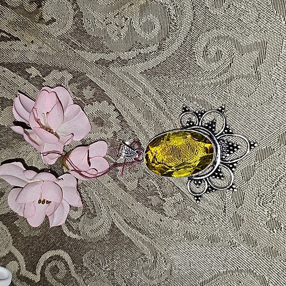 New Large Citrine quartz pendant - Picture 3 of 8